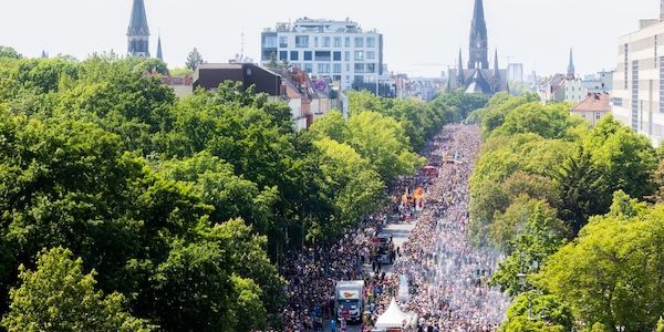 Berlin: Karneval der Kulturen startet mit Straßenfest