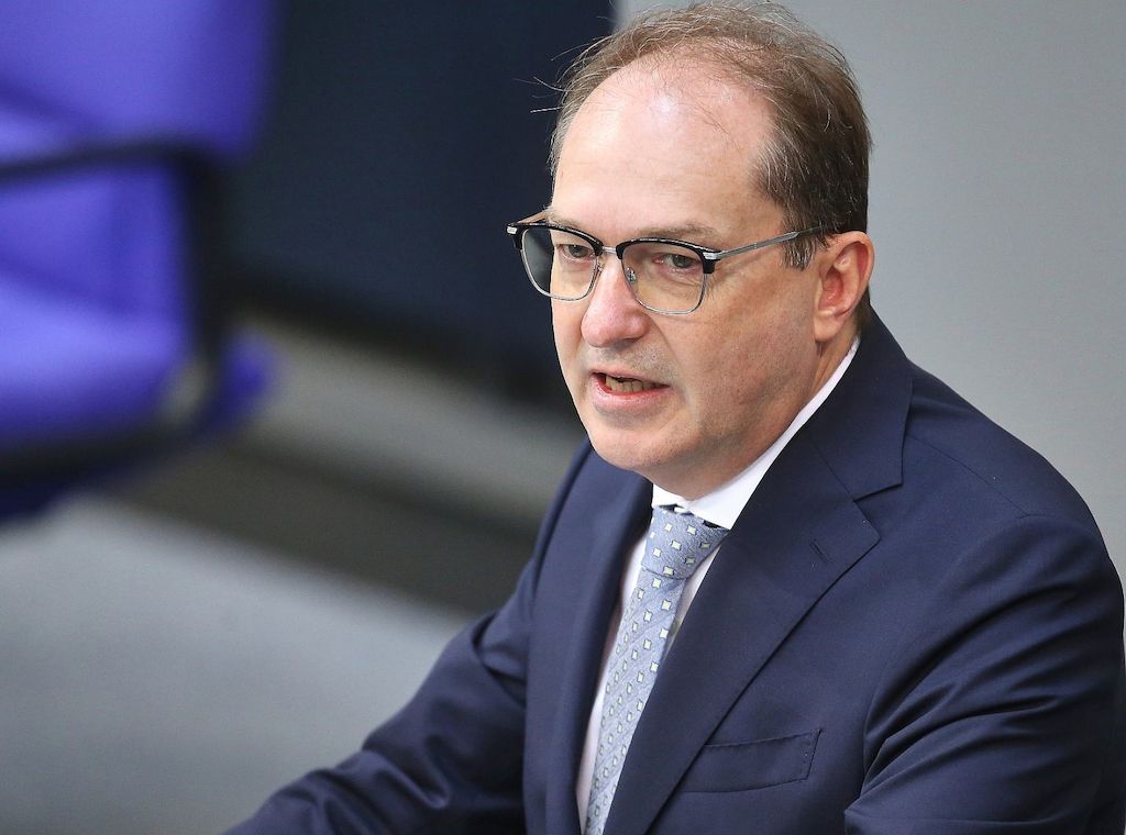 Polizeibeauftragter will von Dobrindt Rechtssicherheit an Grenze