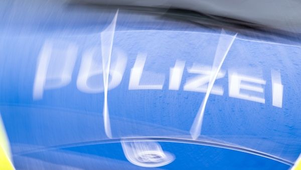 Tödlicher Unfall im Kreis Elbe-Elster - Beifahrerin stirbt