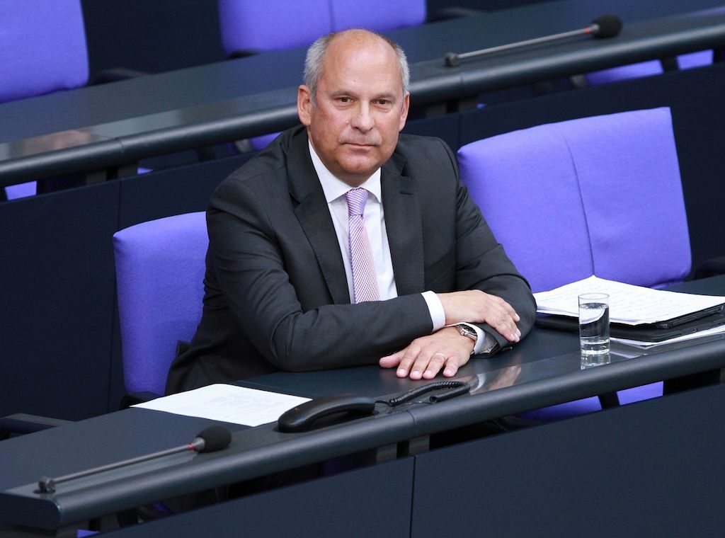 Poseck sieht keinen zusätzlichen Handlungsbedarf beim Waffenrecht