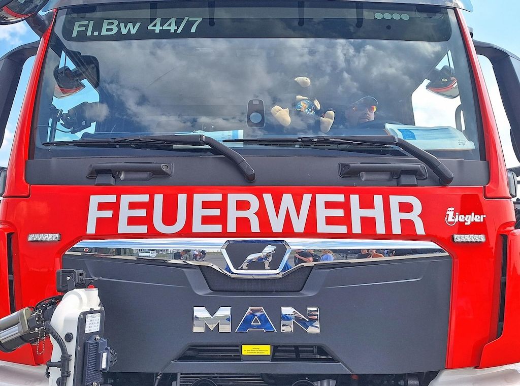 Feuerwehr entschärft Fliegerbombe in Wilhelmsburg
