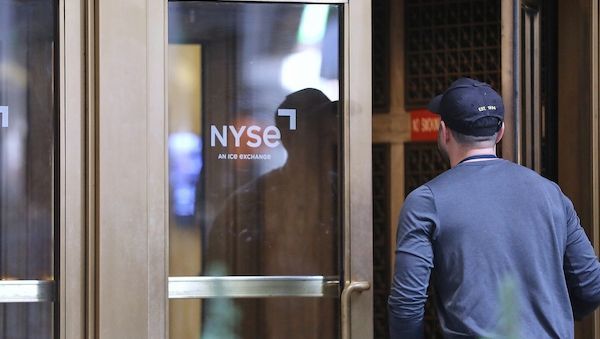 US-Börsen schließen leicht im Plus - Euro stärker