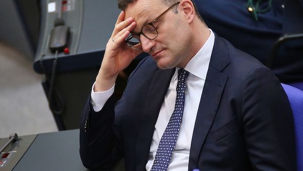 Spahn gerät in Masken-Affäre immer stärker unter Druck