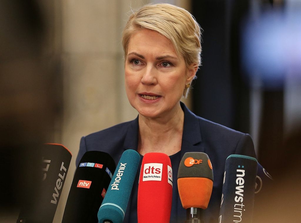 Schwesig fordert vom Bund finanziellen Ausgleich für Steuerausfälle