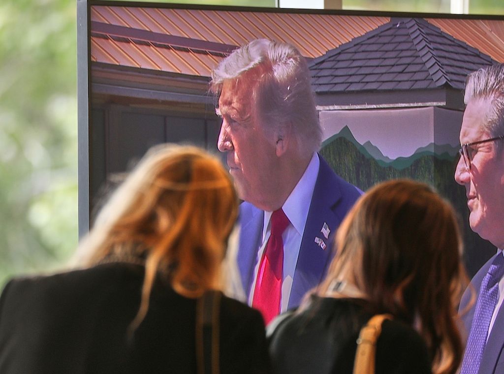 Trump und Starmer unterschreiben Zollabkommen