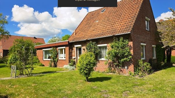 Zwischen Deich  und Garten
