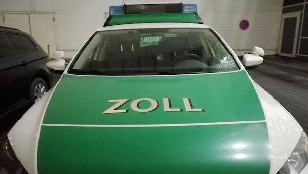 Zoll deckt illegale Beschäftigung auf Potsdamer Baustelle auf