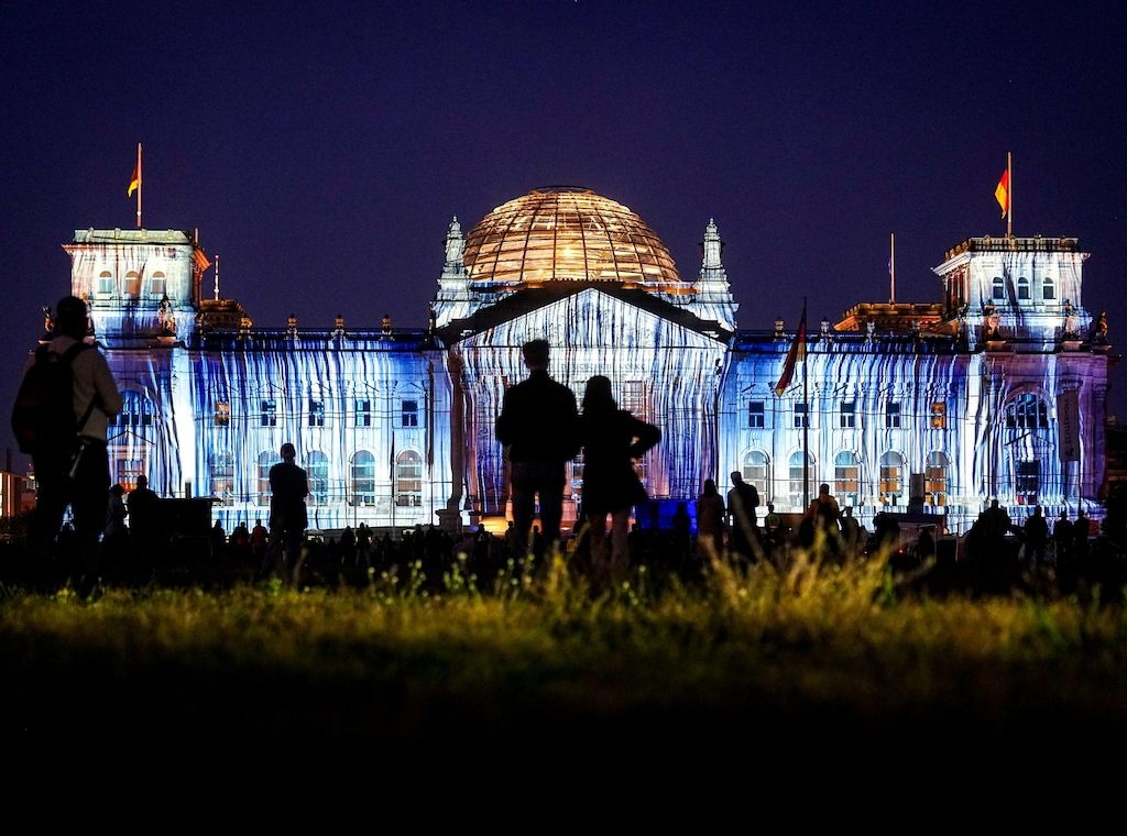 Initiatoren: 280.000 Besucher bei Reichstags-Projektion