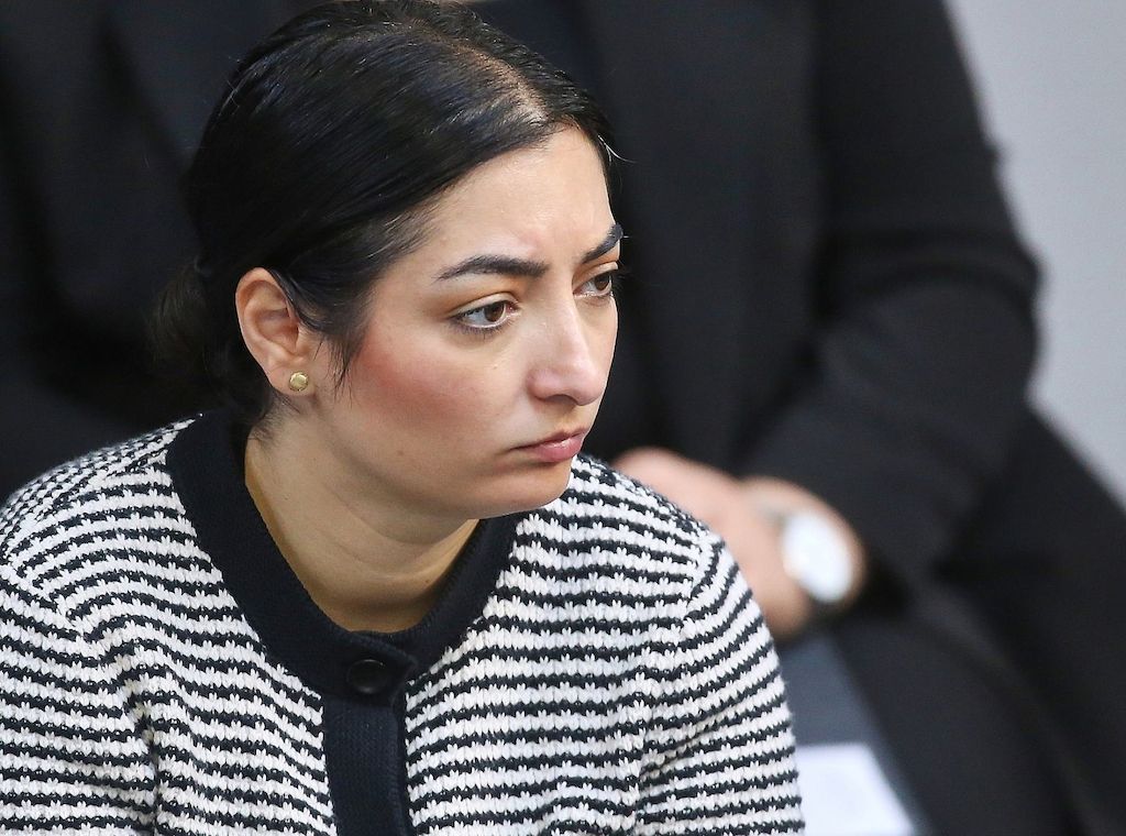 Alabali Radovan hebt prekäre Lage geflüchteter Kinder hervor