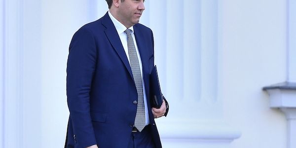 Grüne werfen Klingbeil Wortbruch und Haushaltstrickserei vor