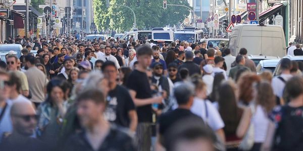 Zahl der Menschen mit Einwanderungsgeschichte weiter gewachsen