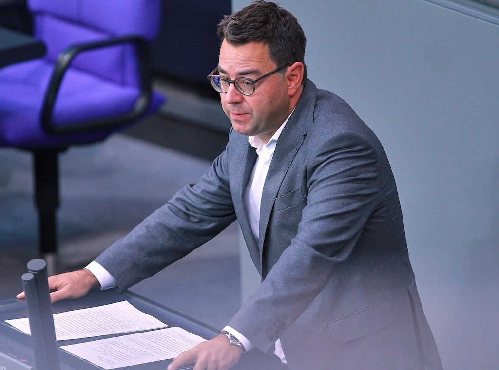 Grüne Realos wollen Debatte über Sozialversicherungssysteme