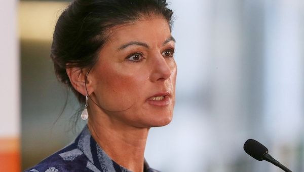 Wagenknecht warnt vor drittem Weltkrieg