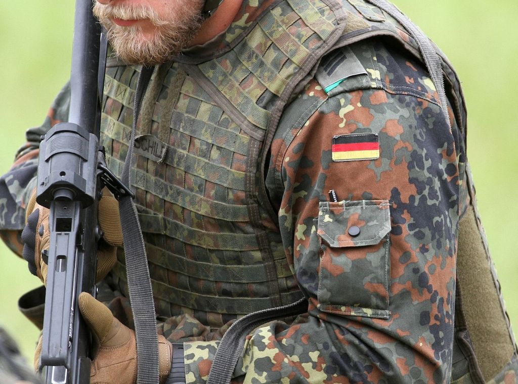 Klüssendorf lehnt Wehrpflicht in dieser Legislaturperiode ab