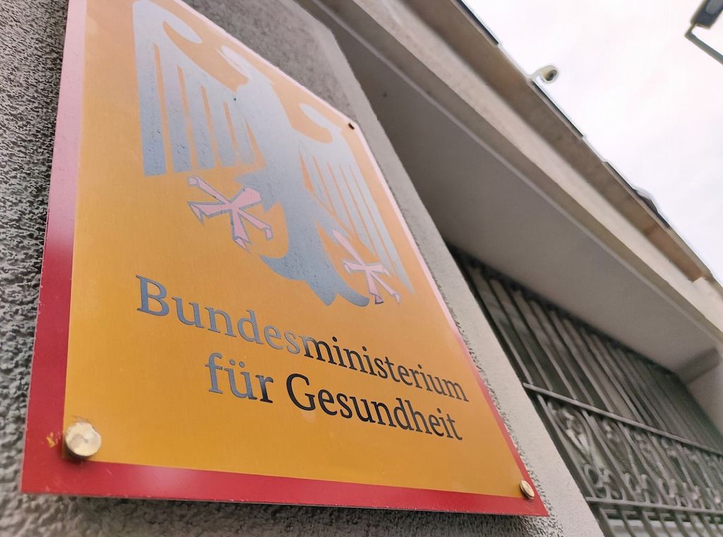 Gesundheitsministerium hält Masken-Bericht für fehlerhaft