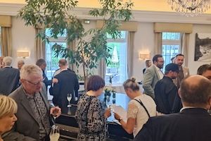 Sommersturm und Netzwerkglanz: Der BAC rockt den Sommerempfang 2025 im International Club Berlin Bild 1