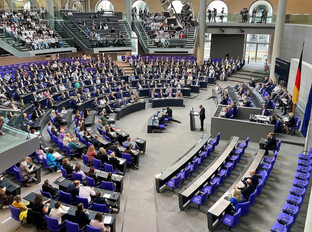 SPD-General will Paritätsgesetz für mehr Frauen im Bundestag