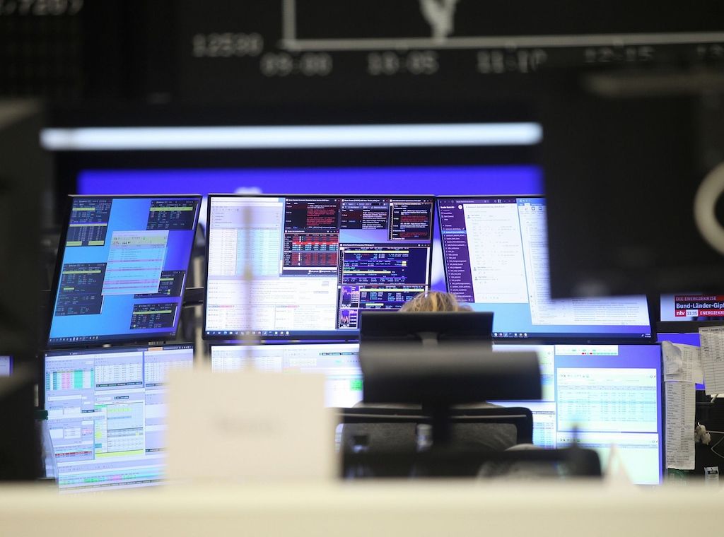 Dax lässt nach - Anlegergemeinde gespalten
