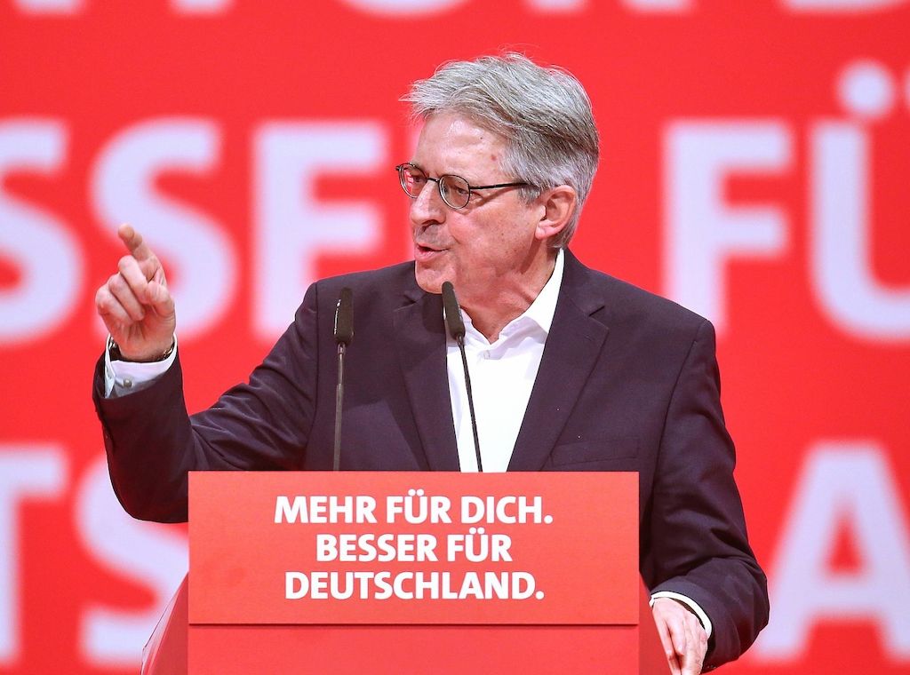 NRW-SPD-Chef rechnet mit 15 Euro Mindestlohn