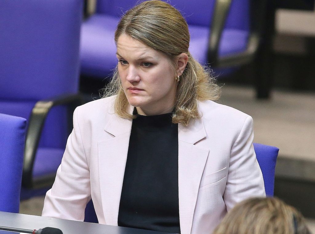 SPD verteidigt Verkleinerung des Parlamentarischen Kontrollgremiums