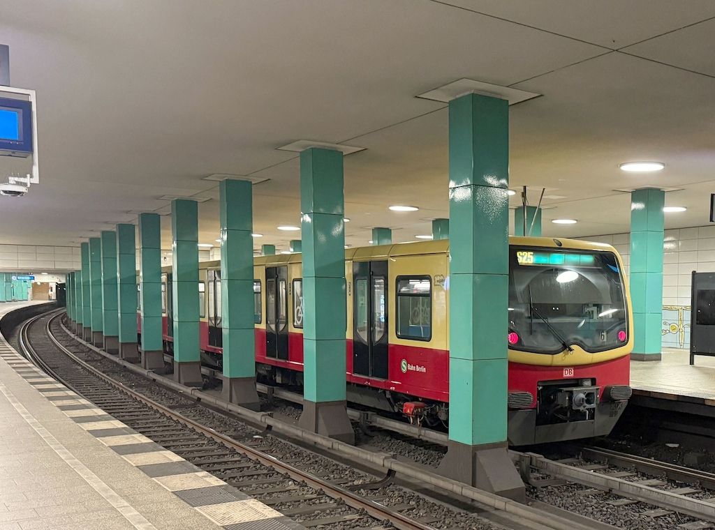 Weiterhin S-Bahn-Strecken in Berlin gesperrt