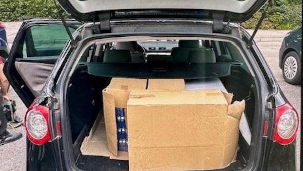 Zoll stellt in Berlin-Marzahn 68.140 unversteuerte Zigaretten sicher