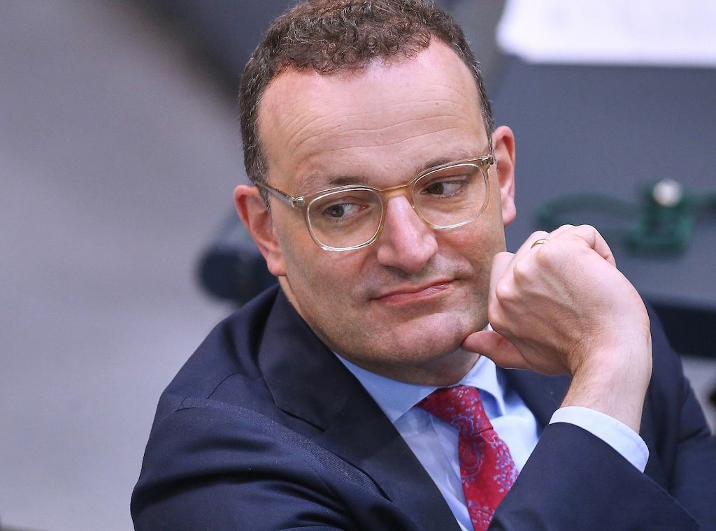 Spahn verlangt "europäischen nuklearen Schutzschirm"