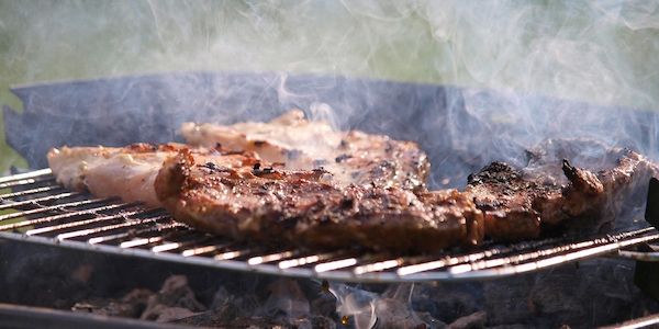 Star-Koch Lafer warnt beim Grillen vor vormarinierten Produkten