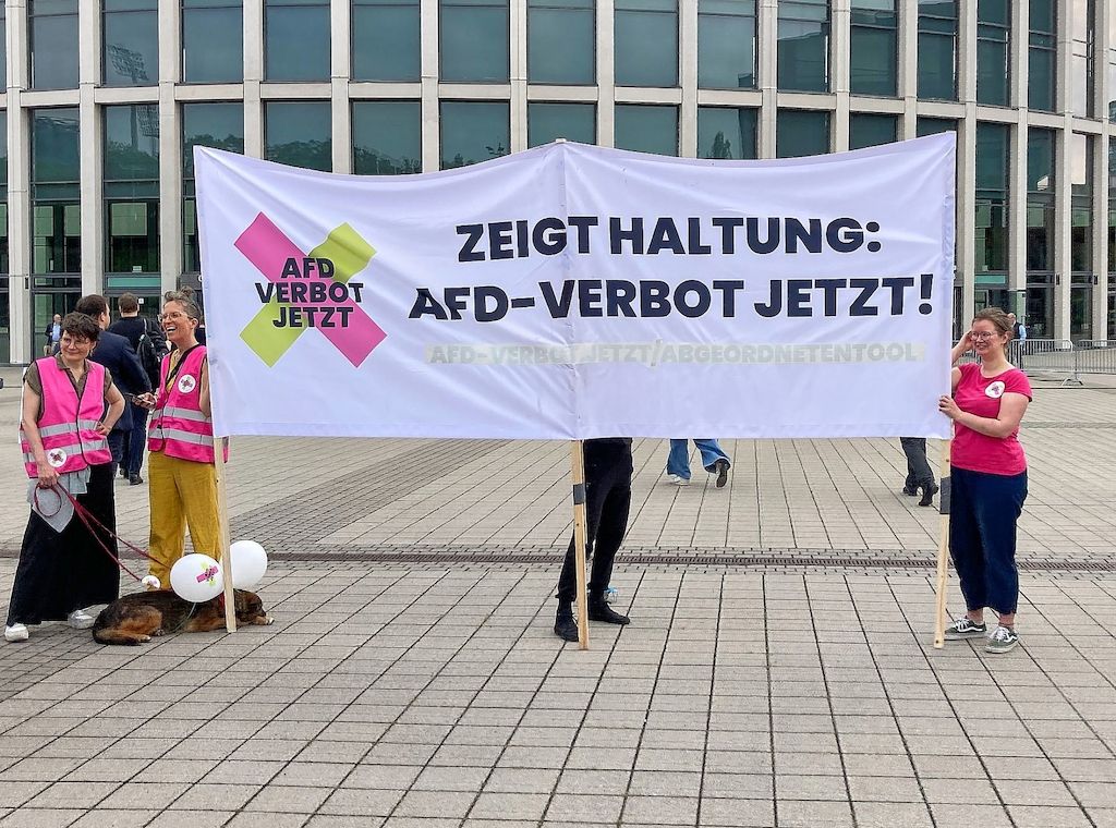 Union reagiert skeptisch auf SPD-Beschluss zu AfD-Verbot