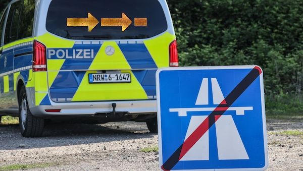 Olivenöl auf A2: Fahrtrichtung Berlin bleibt gesperrt
