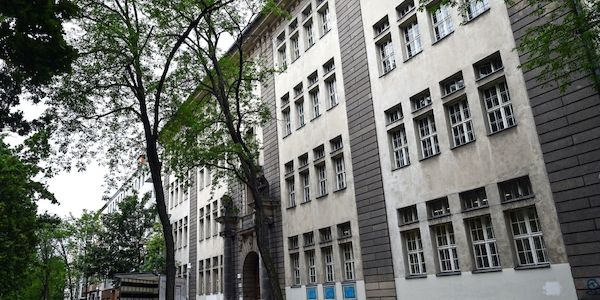 Carl-Bolle-Grundschule Berlin: Abgeordnete nehmen Akteneinsicht