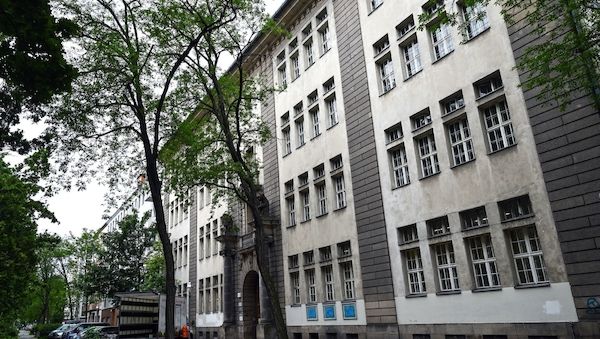 Carl-Bolle-Grundschule Berlin: Abgeordnete nehmen Akteneinsicht