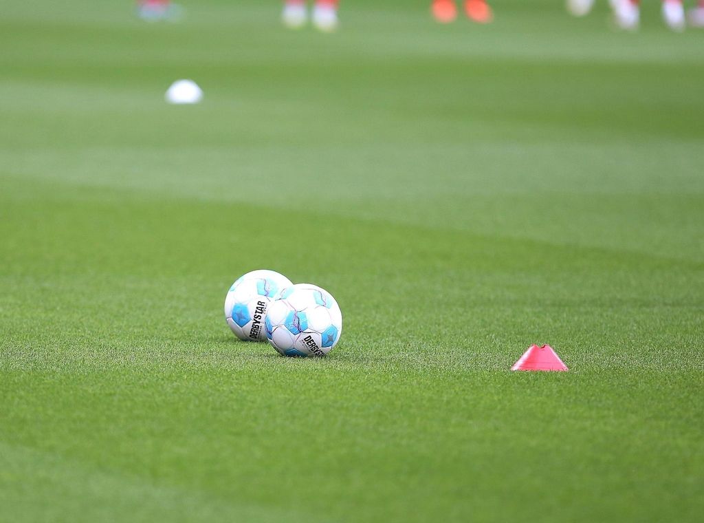VfB Stuttgart verpflichtet Noah Darvich vom FC Barcelona