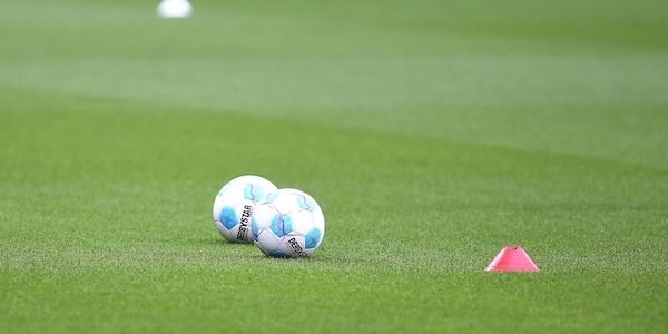 VfB Stuttgart verpflichtet Noah Darvich vom FC Barcelona
