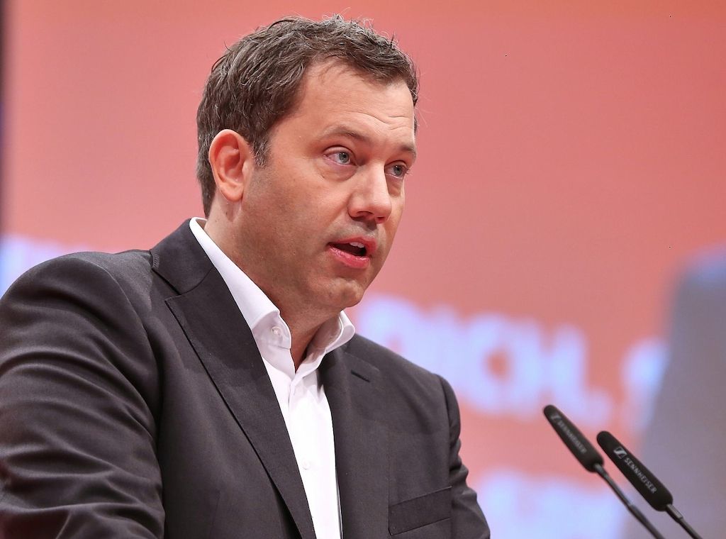 Klingbeil legt Kabinett 100-Milliarden-Euro-Gesetz für Länder vor