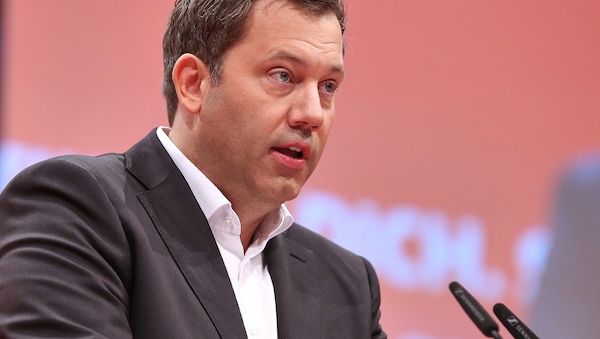 Klingbeil legt Kabinett 100-Milliarden-Euro-Gesetz für Länder vor