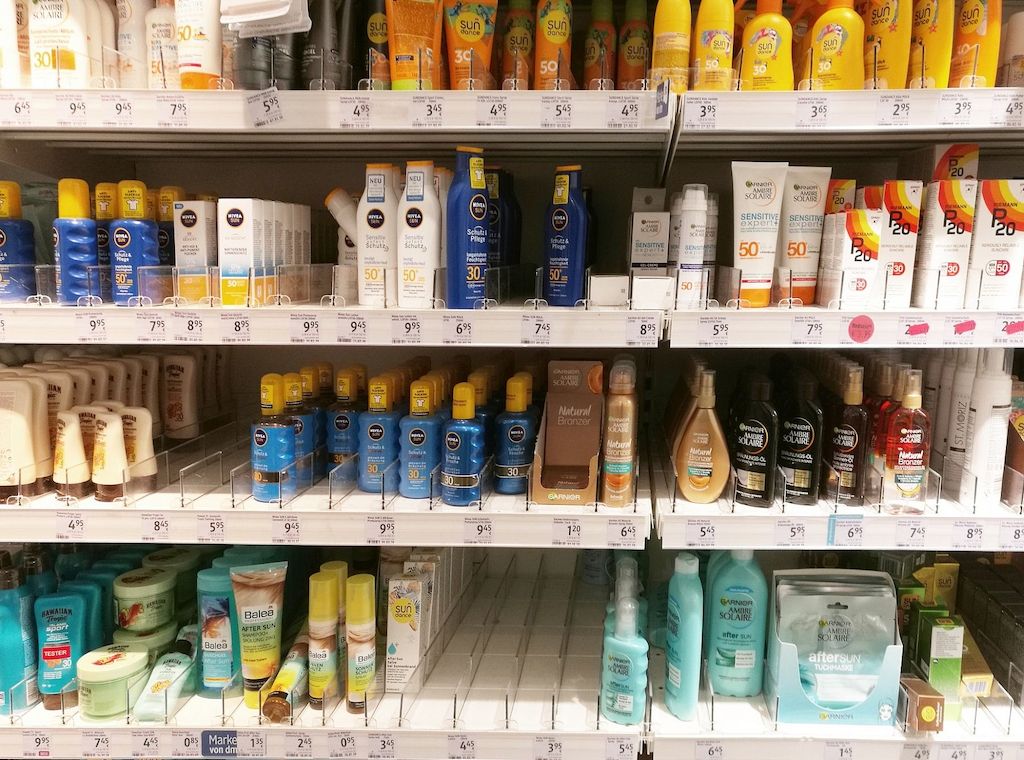 Krebshilfe hält Gratis-Sonnencreme für "bedingt sinnvoll"
