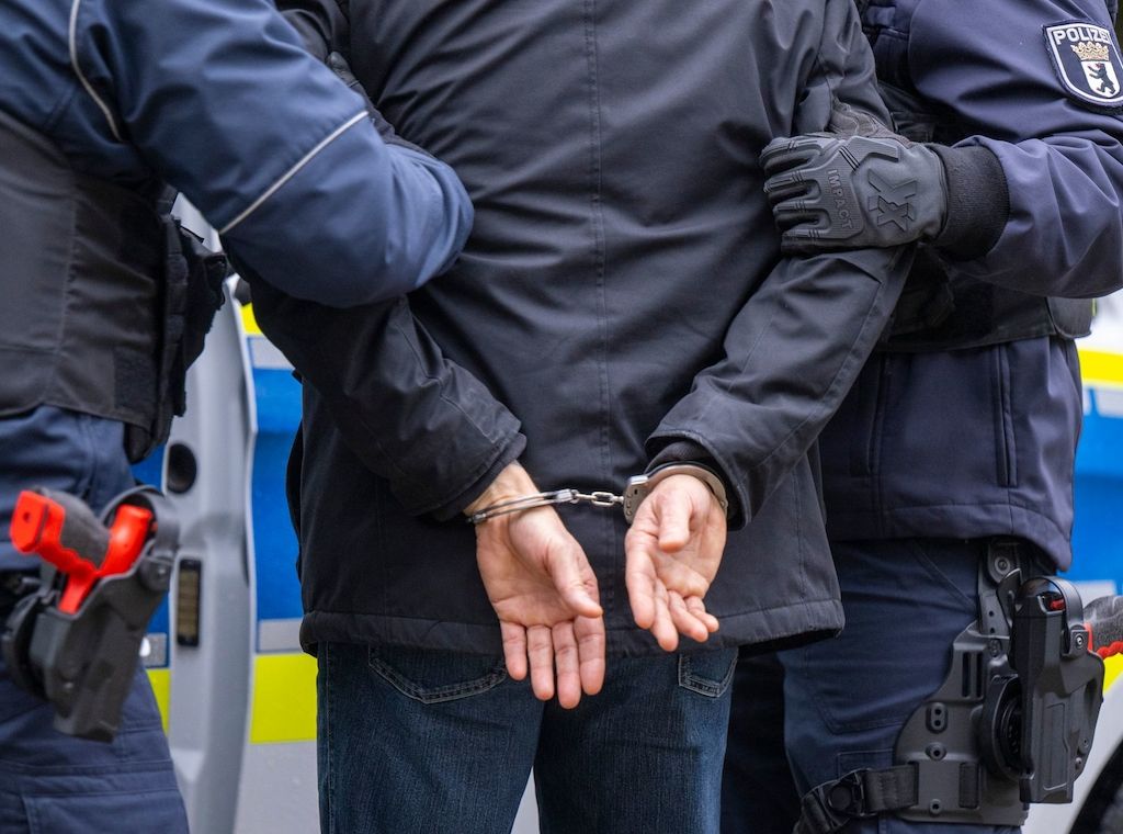 Tod nach Sturz in den Teltowkanal: Polizei nimmt 58-Jährigen fest