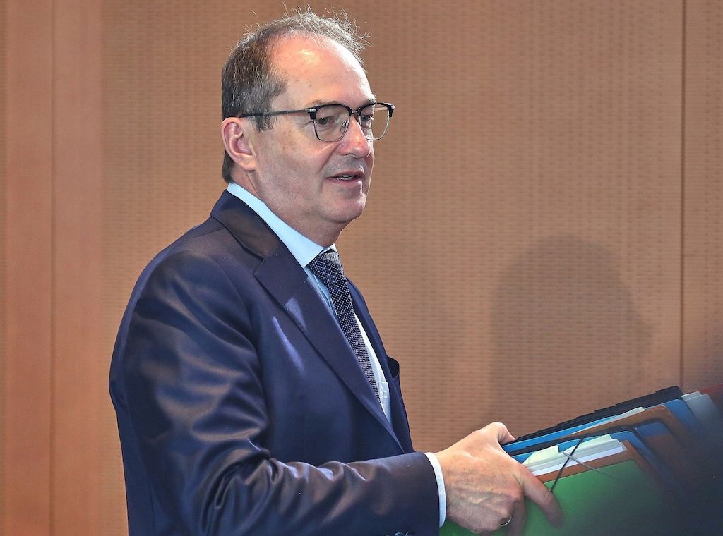 Dobrindt kündigt Initiative zur "Härtung" von EU-Asylsystem an