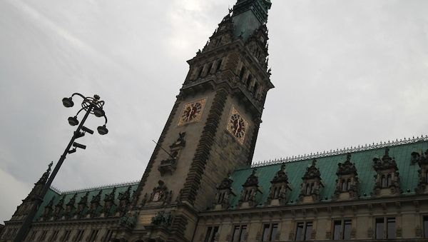Linke unterstützt Reform der Schuldenbremse in Hamburg