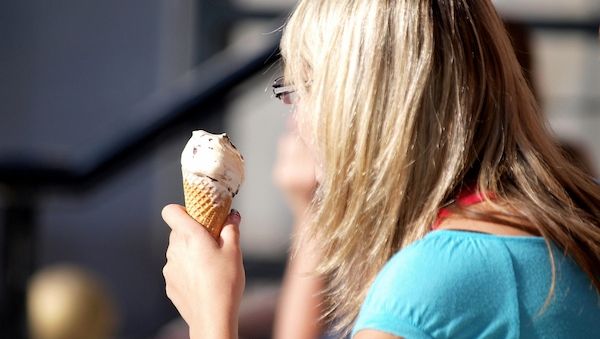 Hitzewelle in Deutschland: Eisverkäufer hoffen auf Abkühlung