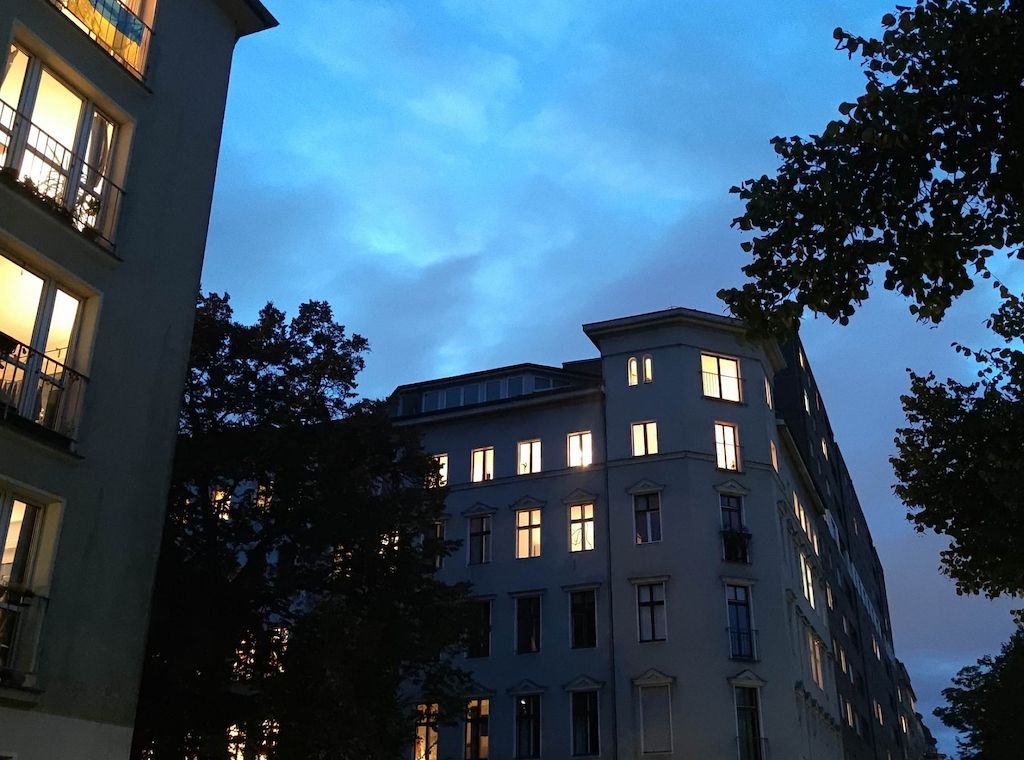 Stromsteuer: Banaszak wirft Koalition Wortbruch vor