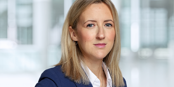 Maria Strotkötter - setzt nicht nur als Bereichsleiterin Finanzen bei der IDEAL-Versicherung auf Teamfähigkeit
