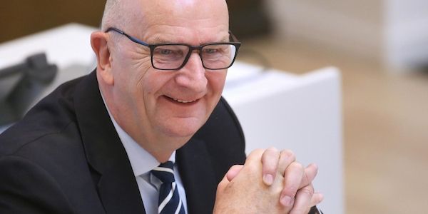 Brandenburgs Ministerpräsident empfängt japanische Botschafterin in Oranienburg