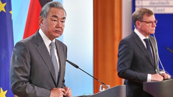 Wadephul kritisiert China für intransparente Exportbeschränkungen