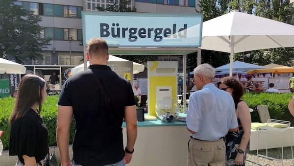 Jeder Zweite hält geltende Bürgergeld-Sanktionen für angemessen
