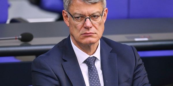 Verkehrsminister spricht Machtwort bei der Bahn