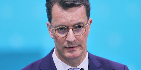 Wüst würdigt verstorbenen Medienmanager Helmut Thoma