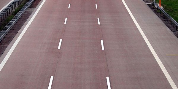 Verfolgungsfahrt auf A661 endet mit Festnahme in Frankfurt