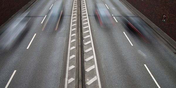 Hamburgs Verkehrssenator zweifelt an Zielmarke zum autonomen Fahren